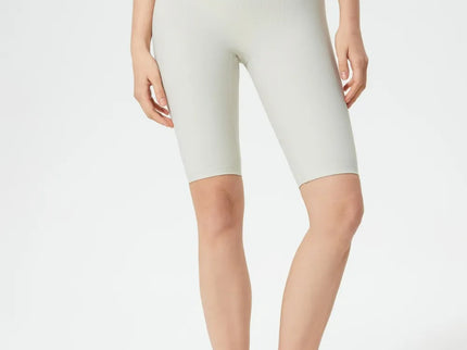 ced18948-5a54-40ed-b373-56909c01c119-Max