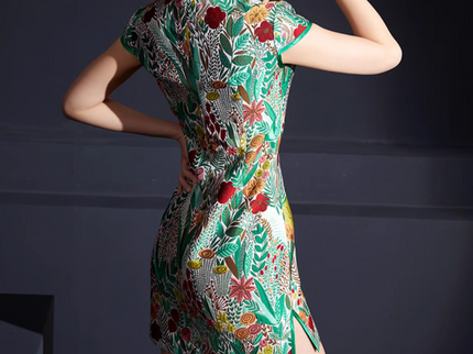 Floral Spring Green Cheongsam / Qipao