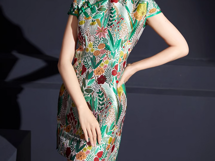 Floral Spring Green Cheongsam / Qipao