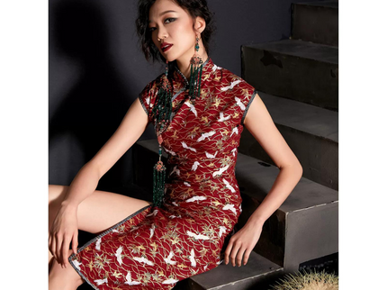 Buttoned Red Sleevless Crane Modern Qipao / Cheongsam