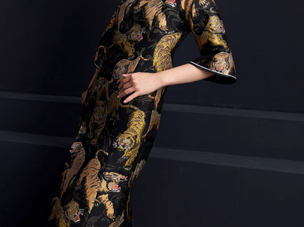 Dark Chinese Dress Jacquard Tiger Robe