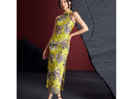 Yellow Floral Sleevless Qipao