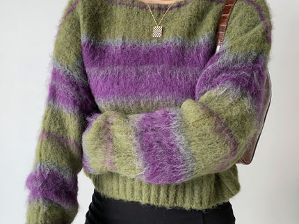 Pullover Cropped Knit Sweater