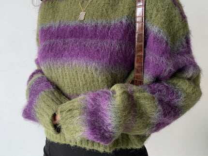 Pullover Cropped Knit Sweater