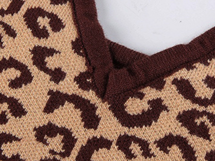 Leopard Knitted Crop Tee